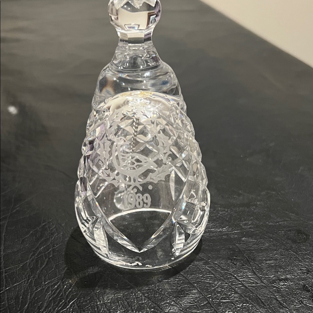 1989 Elegant Crystal Bell with Intricate Design